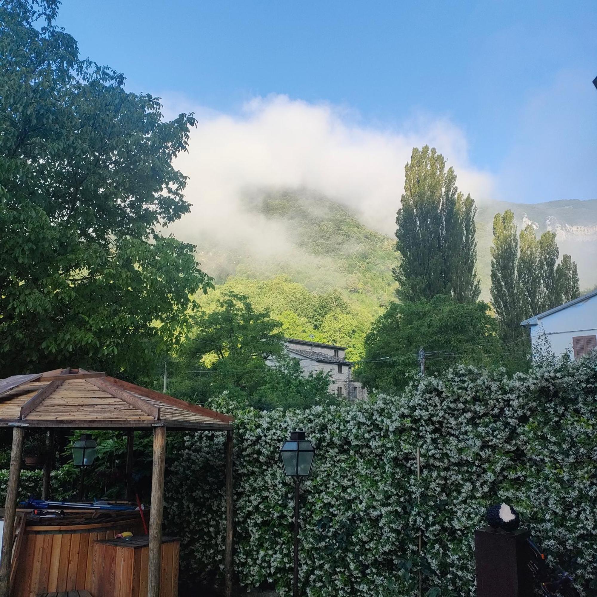 Apartamento Umbria Valnerina , Il Tartuffo, Near Spoleto Scheggino Exterior foto